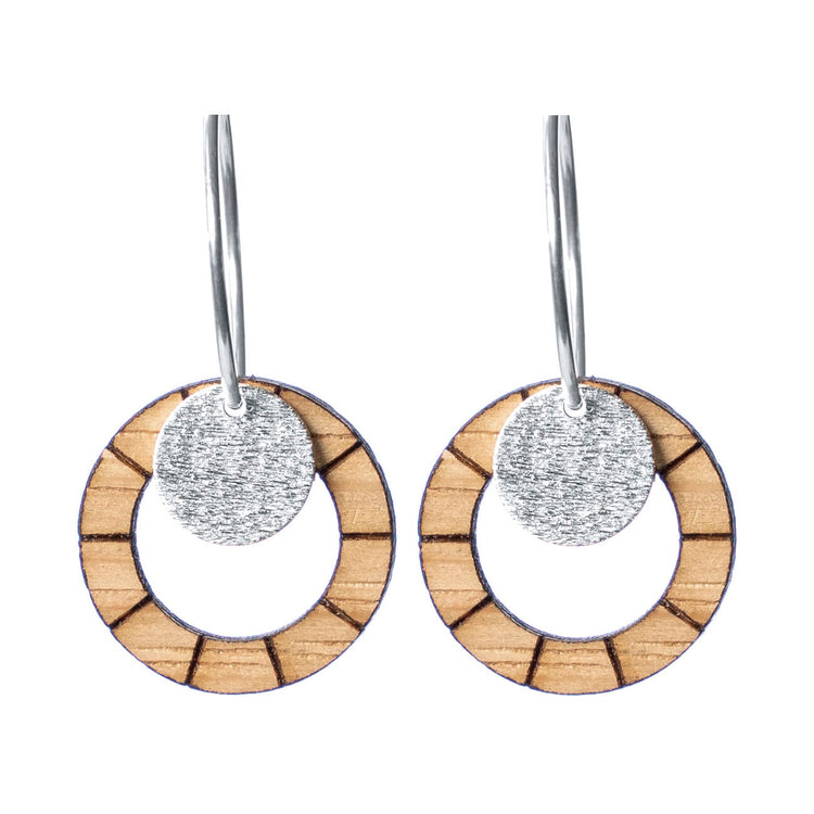 Helnæs - creolere med eg og mønter i Sterlingsølv